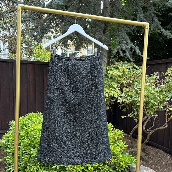 Love Binetti Camille Skirt - Picture 2 of 7